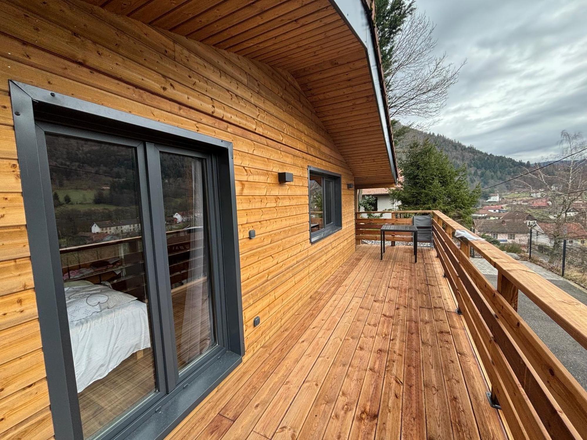 Chalet Du Faubourg & Jacuzzi, Proximite Gerardmer & La Bresse Rochesson المظهر الخارجي الصورة