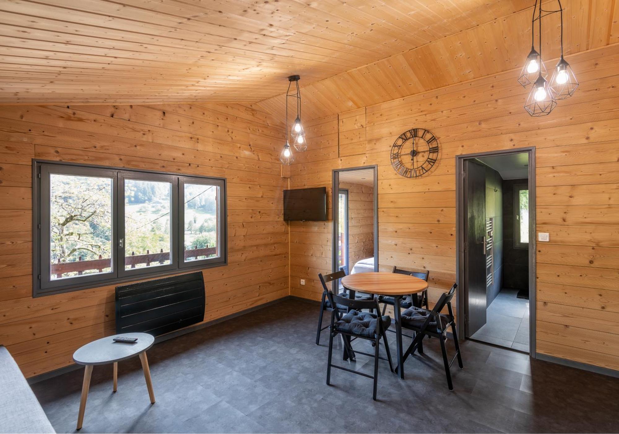 Chalet Du Faubourg & Jacuzzi, Proximite Gerardmer & La Bresse Rochesson المظهر الخارجي الصورة